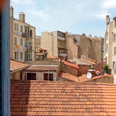 Quartier Des Createurs "La Plaine Cours Julien" Chambre Privee Dans Appartement Menage Frequent Des Parties Commune Marseille Luaran gambar