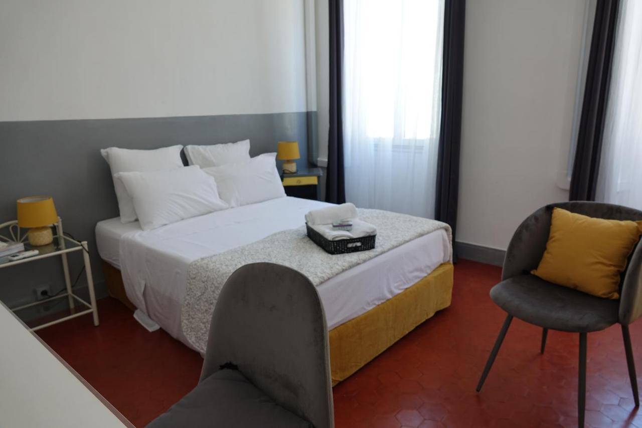 Quartier Des Createurs "La Plaine Cours Julien" Chambre Privee Dans Appartement Menage Frequent Des Parties Commune Marseille Luaran gambar