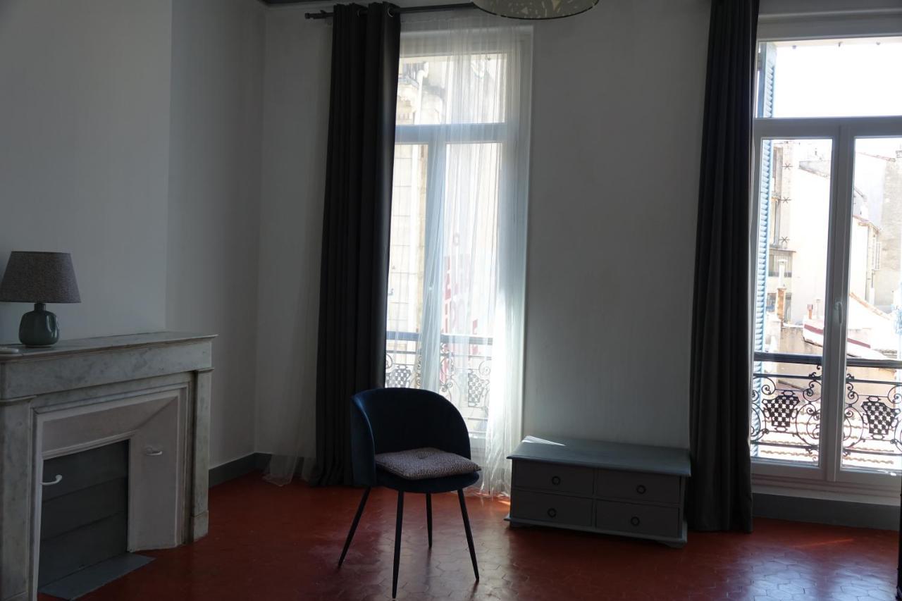 Quartier Des Createurs "La Plaine Cours Julien" Chambre Privee Dans Appartement Menage Frequent Des Parties Commune Marseille Luaran gambar