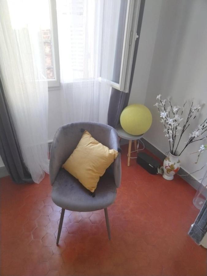Quartier Des Createurs "La Plaine Cours Julien" Chambre Privee Dans Appartement Menage Frequent Des Parties Commune Marseille Luaran gambar