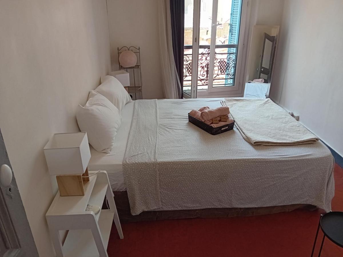 Quartier Des Createurs "La Plaine Cours Julien" Chambre Privee Dans Appartement Menage Frequent Des Parties Commune Marseille Luaran gambar