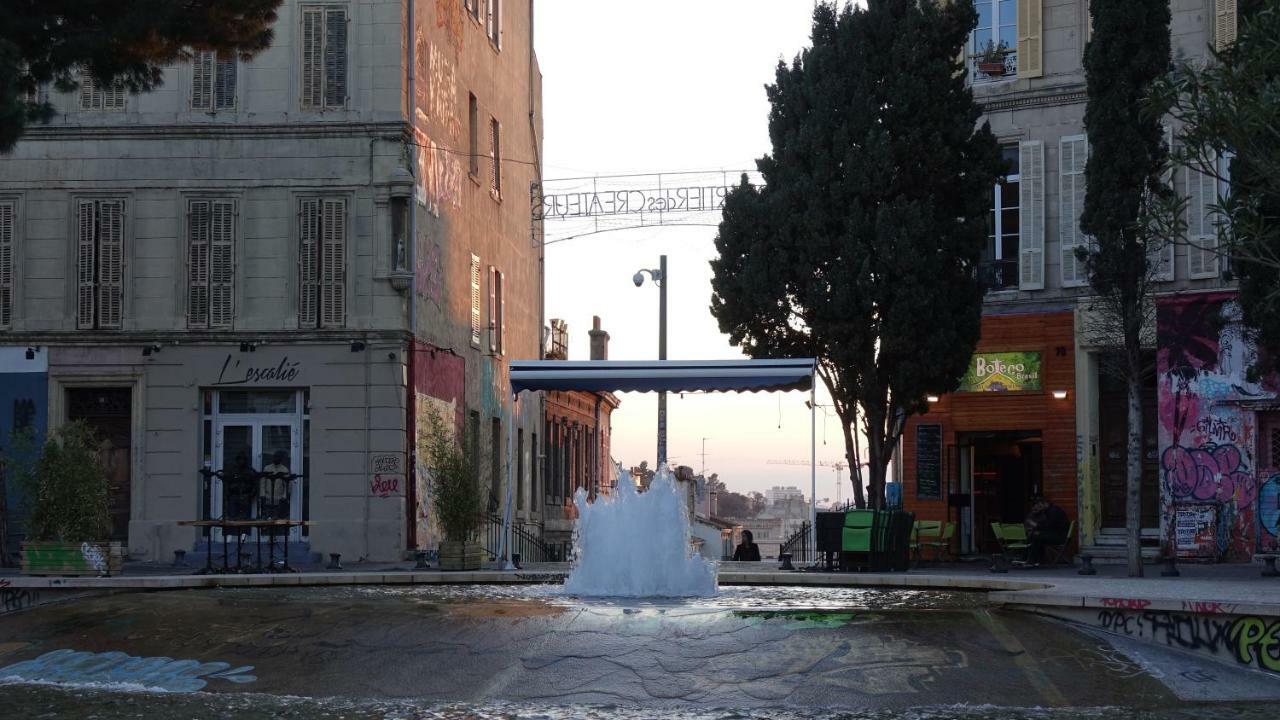 Quartier Des Createurs "La Plaine Cours Julien" Chambre Privee Dans Appartement Menage Frequent Des Parties Commune Marseille Luaran gambar