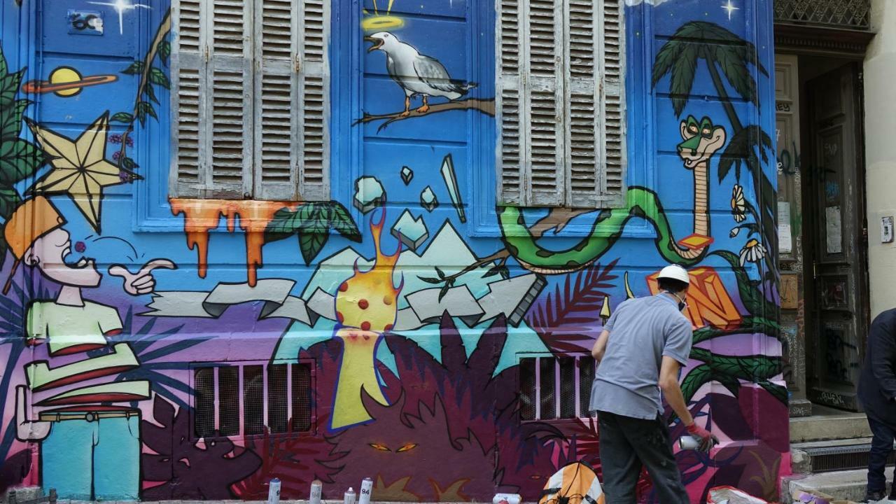 Quartier Des Createurs "La Plaine Cours Julien" Chambre Privee Dans Appartement Menage Frequent Des Parties Commune Marseille Luaran gambar